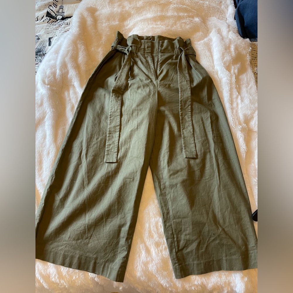 Wide leg BCBC MaxAzria trouser